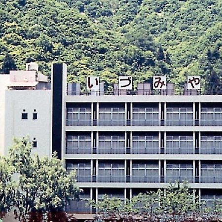 Izumiya Ryokan Uonuma Exterior foto